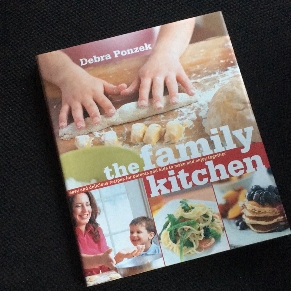 The Family Kitchen COOKBOOK kids & parents